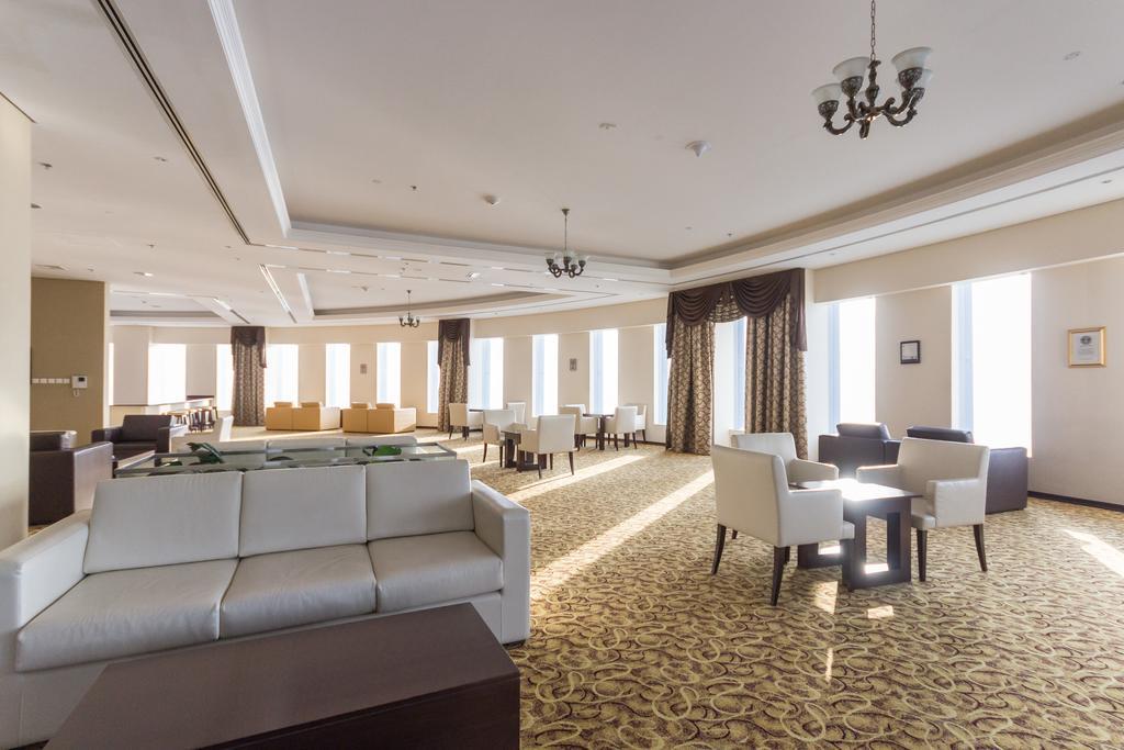 Yanjoon Holiday Homes - Princess Tower Apartments Dubai Exterior photo