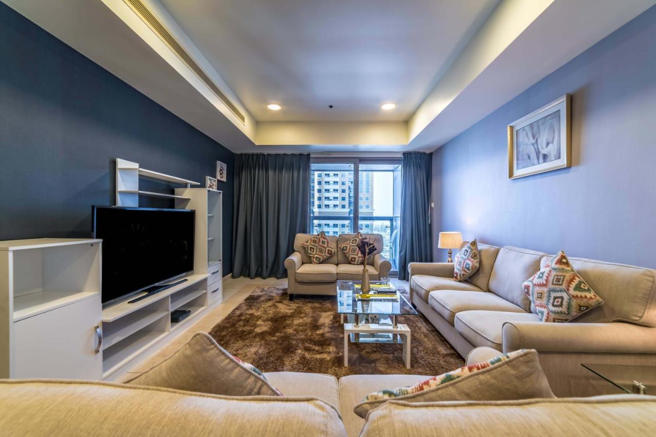Yanjoon Holiday Homes - Princess Tower Apartments Dubai Exterior photo