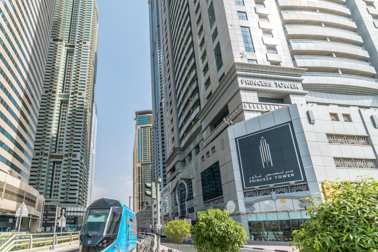 Yanjoon Holiday Homes - Princess Tower Apartments Dubai Exterior photo