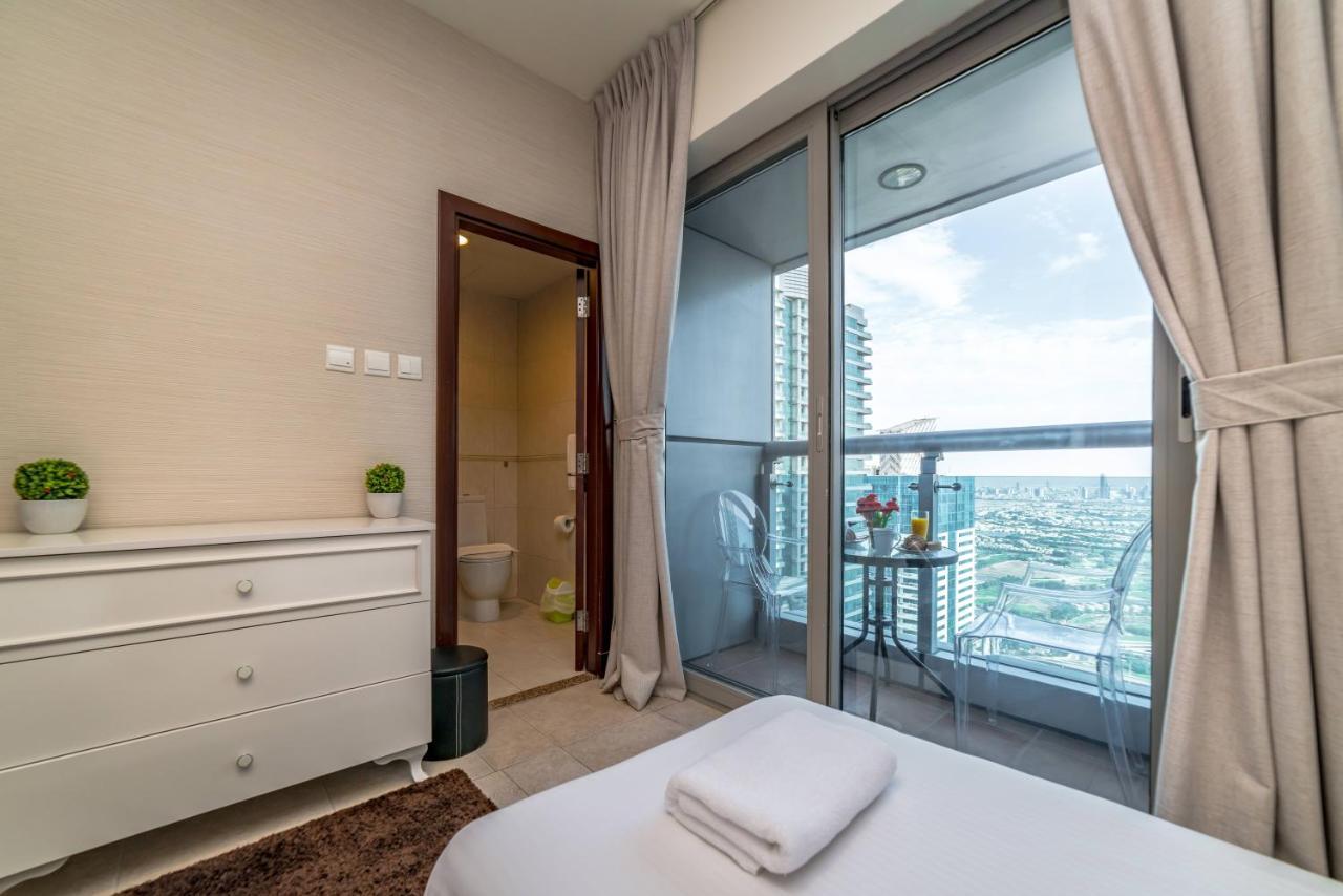 Yanjoon Holiday Homes - Princess Tower Apartments Dubai Exterior photo